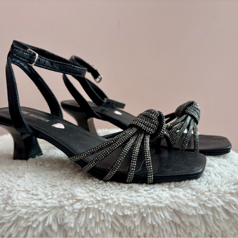 Girls Steve Madden heels